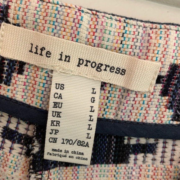 NWT Aztec shorts - Picture 4 of 6